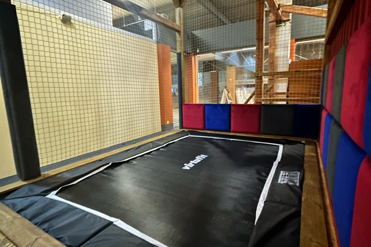 Drugi statek piracki z torem przeszkód